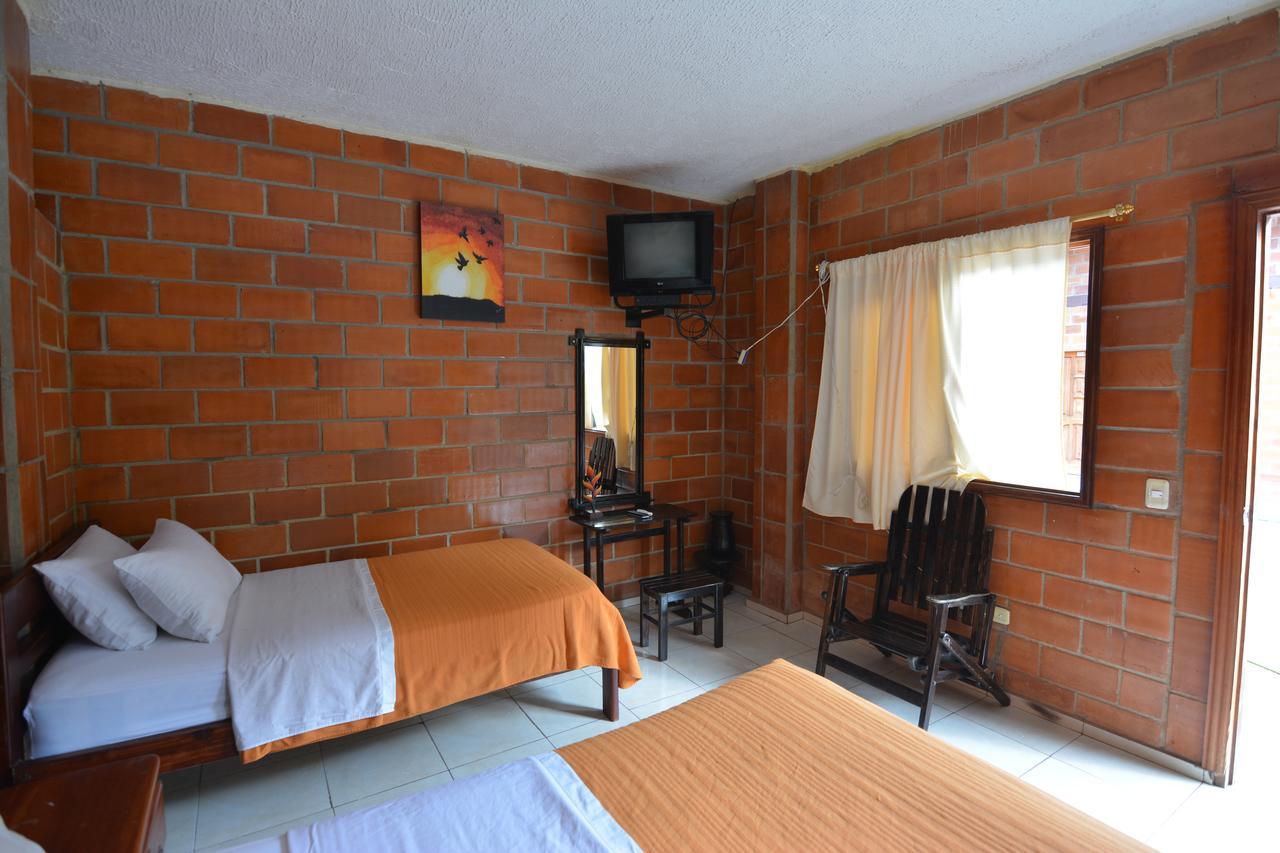 Hosteria Las Heliconias Тена Екстер'єр фото