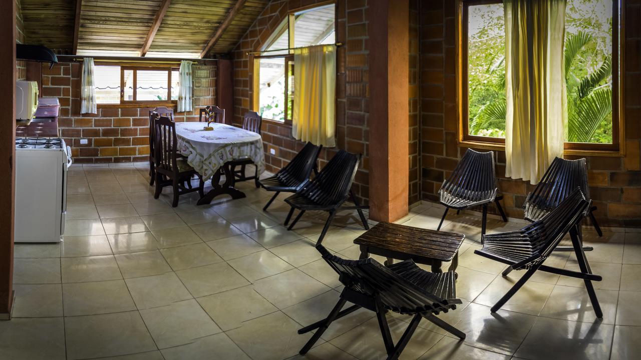 Hosteria Las Heliconias Тена Екстер'єр фото